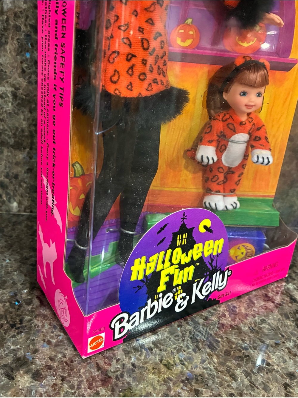 1998 NRFB Barbie & Kelly Halloween Fun Doll Gift Set - Picture 9 of 9